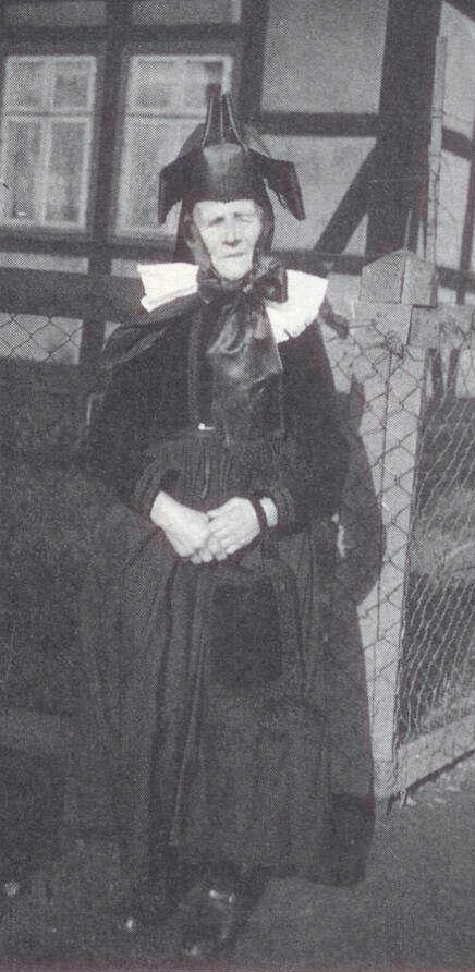 Apelerner Tracht 1937